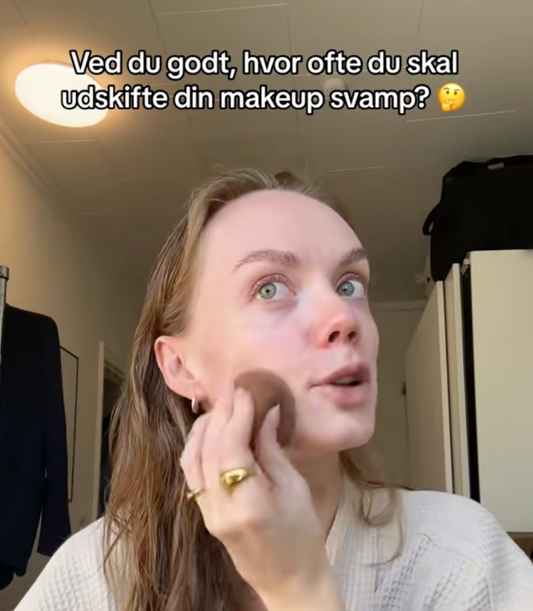 HVOR OFTE SKAL DU UDSKIFTE DIN SPONGE?