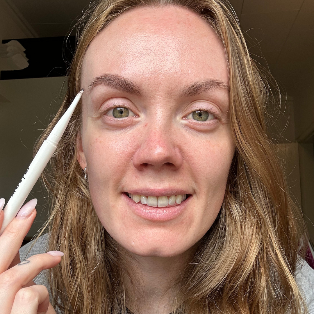 BROW DEFINER