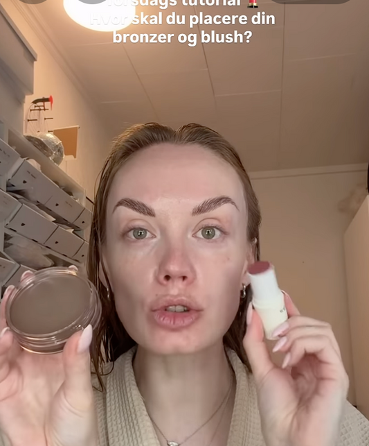 HVOR SKAL DU PLACERE DIN BRONZER OG BLUSH?