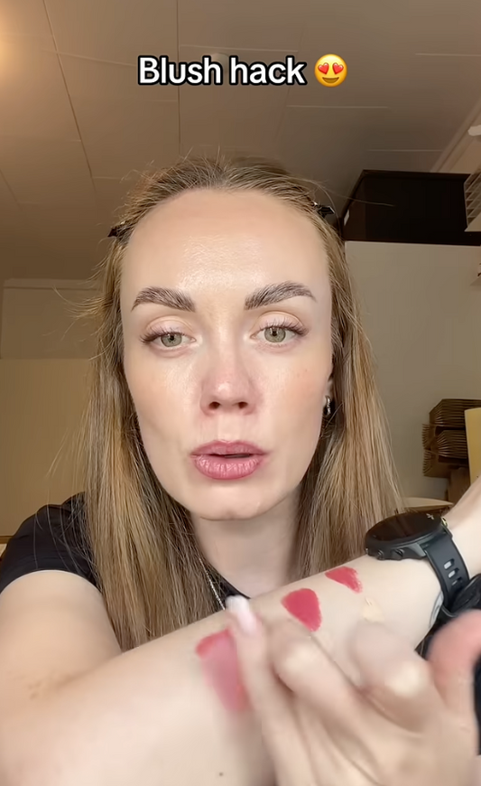 BLUSH HACK: LAV DIN EGEN PERFEKTE BLUSH FARVE