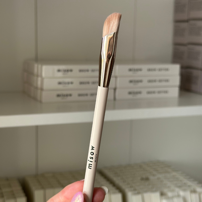 CONCEALER BRUSH