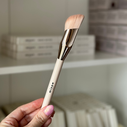 CONTOUR BRUSH